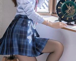 秀人网 – 油亮的光泽，苏可er的私房写真有种摸不着的魔力