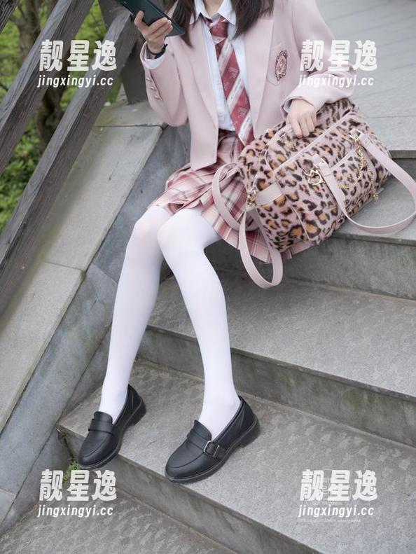 紧急企划-林书辞 紧急企划 - 高清白丝照,分享给你,当然要感谢林书辞的美图!