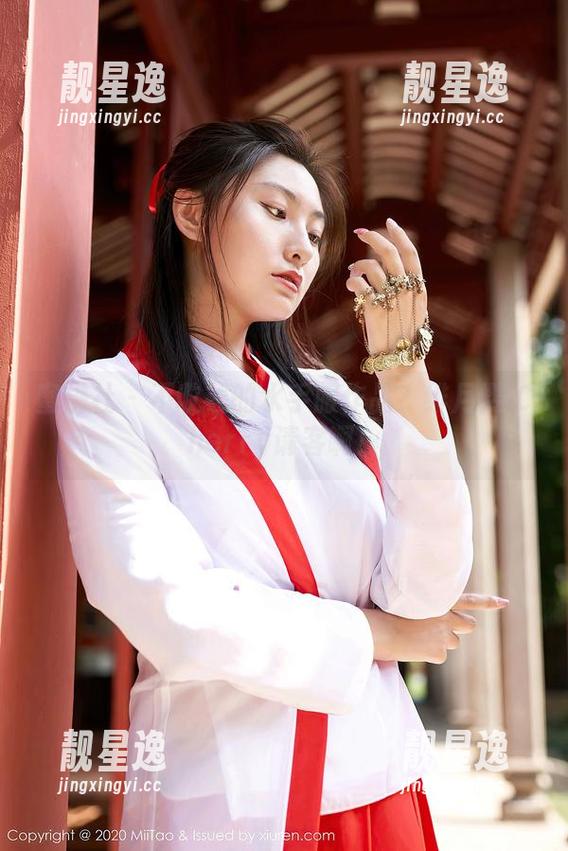 蜜桃社 - 不收钱的水手服作品？绯月樱-Cherry请客啊！