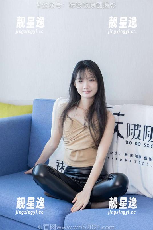 袜啵啵-稚予 袜啵啵 - 稚予的灰棉袜图集:就像在沙发上的悠闲午后,莫名想看。