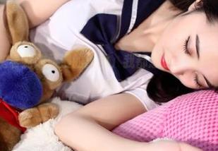 轰趴猫 – 每次看到陈雅漫的美图，我都想，‘女孩’不就应该这样吗？