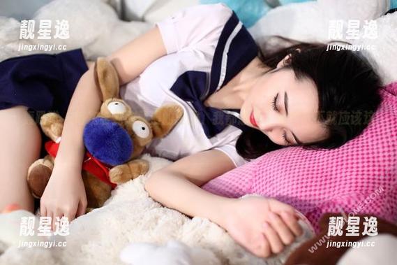 轰趴猫-陈雅漫 轰趴猫 - 每次看到陈雅漫的美图,我都想,‘女孩’不就应该这样吗?