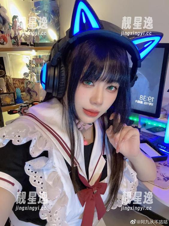 阿九从不咕咕 阿九从不咕咕的卡芙卡写真,让我思绪飘飞…或许我也该找个角落藏个图片。