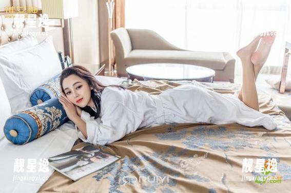 青豆客-娜依灵儿 青豆客 - 娜依灵儿的泳装趣事:精选写真,这身材仿佛太完美,是拍出来还是做了特效?